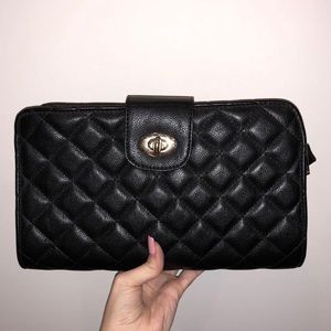 Forever 21 Clutch (never used)